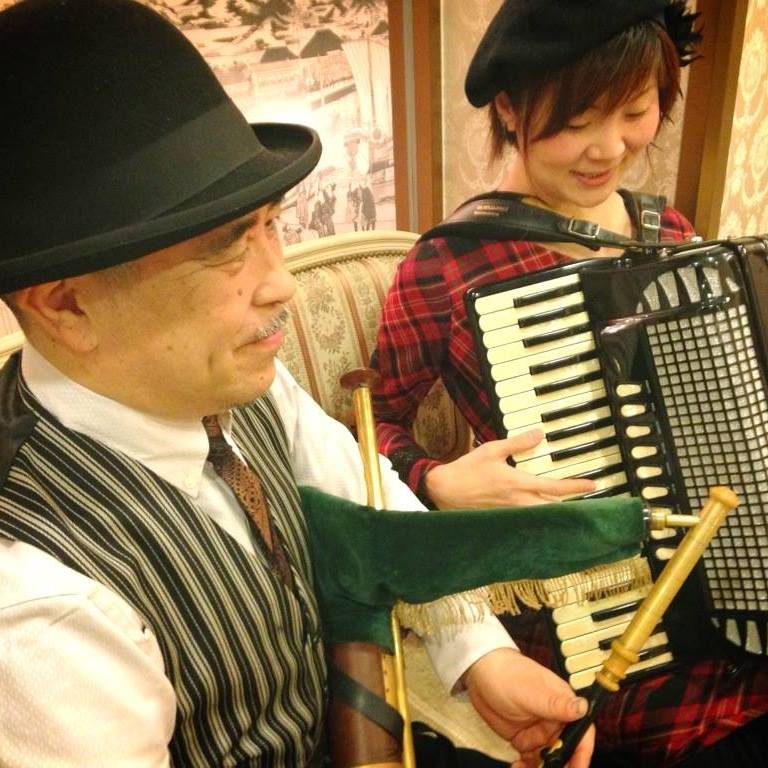鞴座：藤沢祥衣、金子鉄心、さいとうともこ